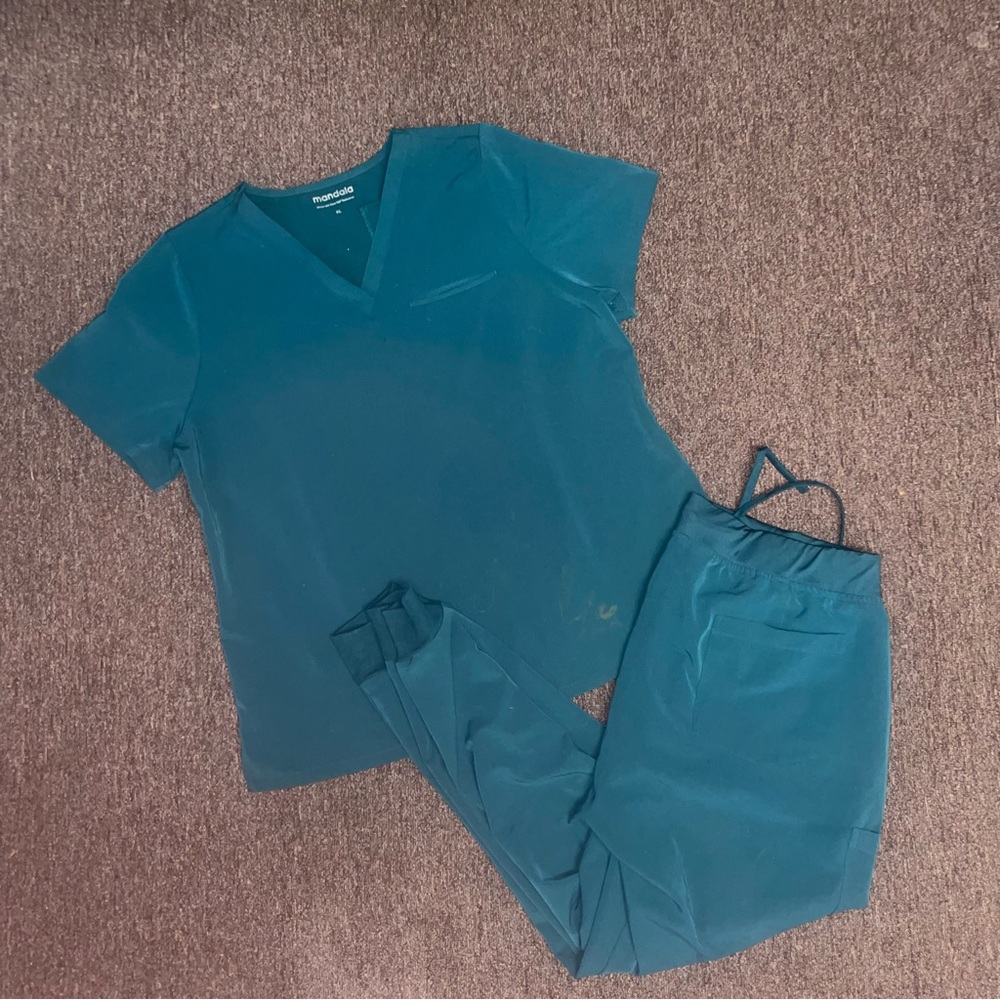 Women’s Mandala Blue Scrubs Matching Set